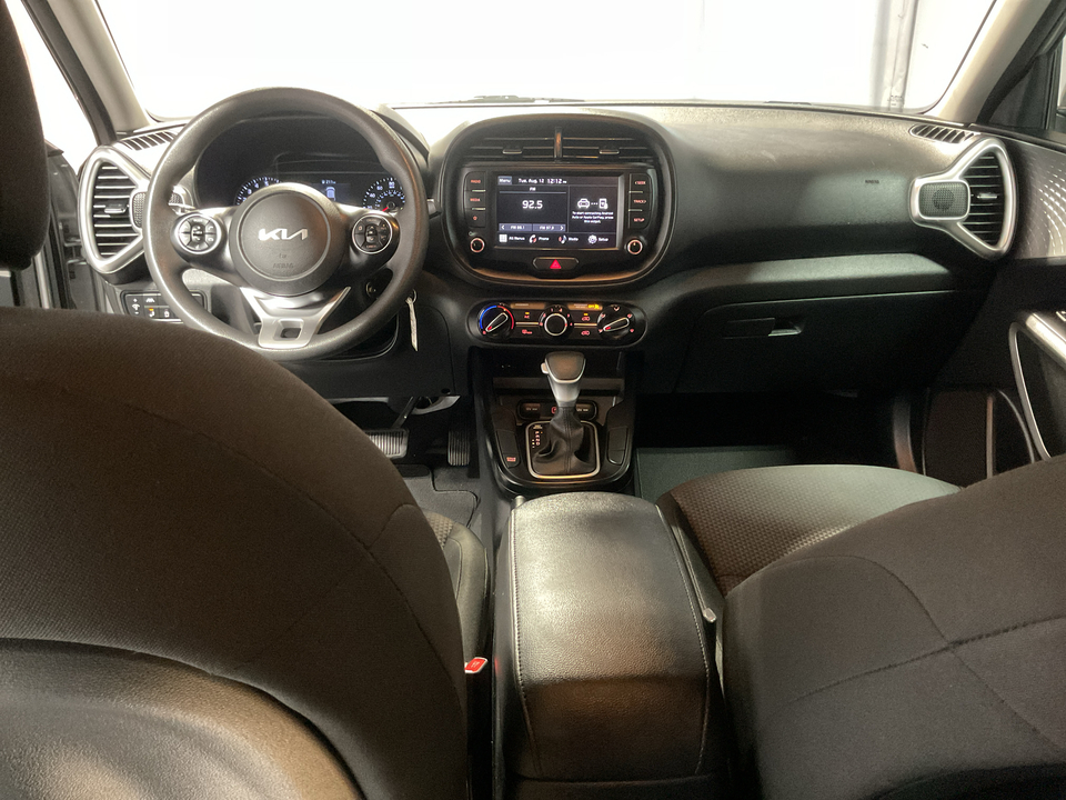2022 Kia Soul LX CVT