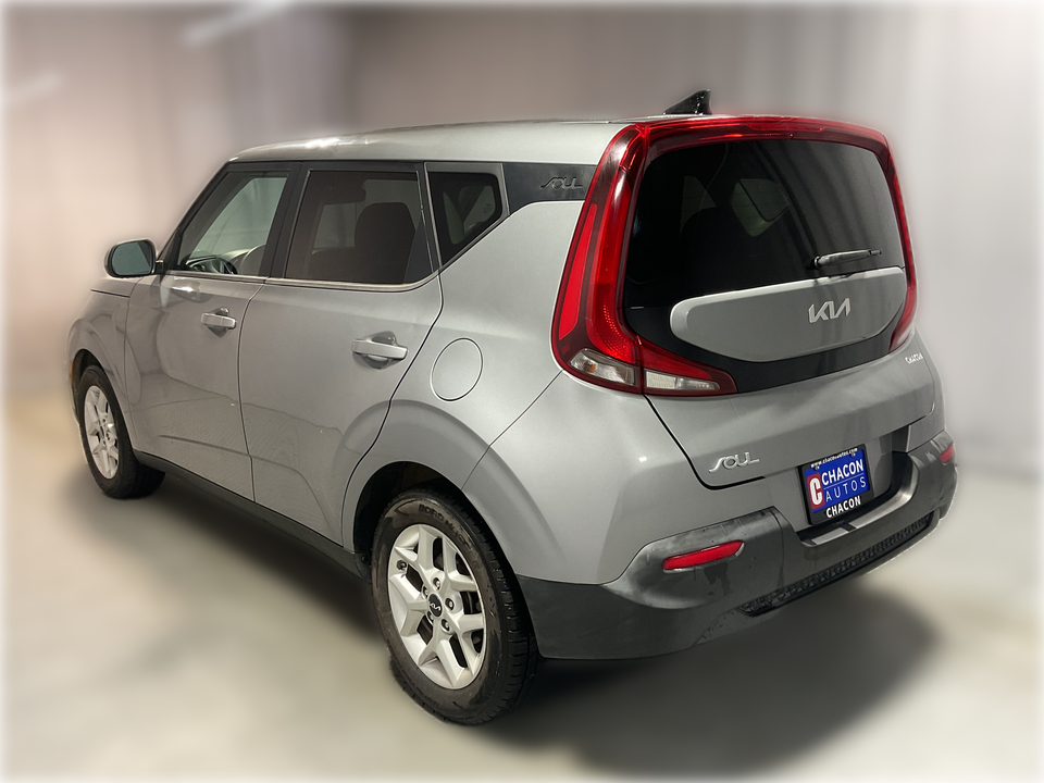 2022 Kia Soul LX CVT