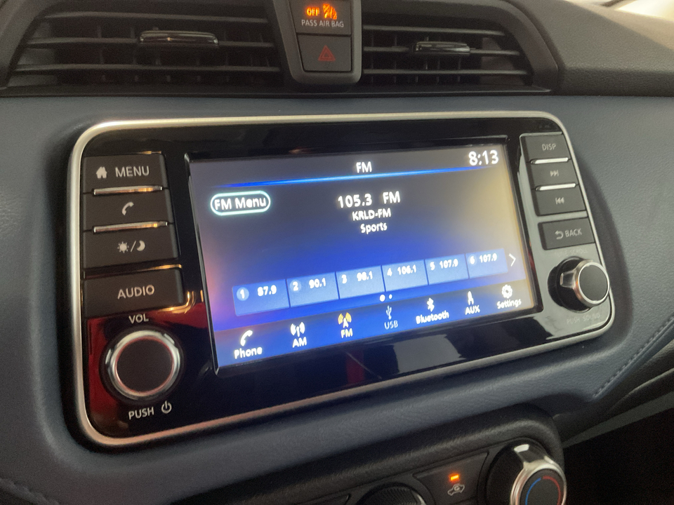 2025 Nissan Versa SV