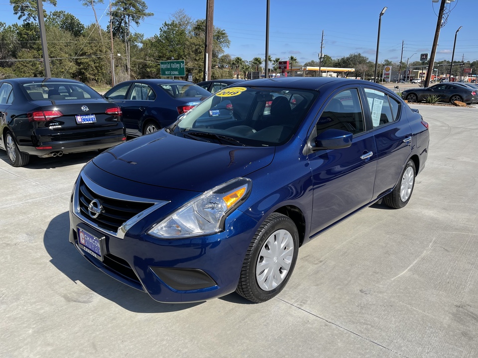 2019 Nissan Versa 1.6 SV Sedan