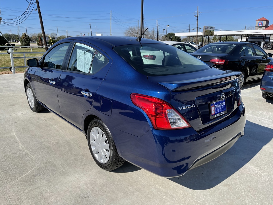 2019 Nissan Versa 1.6 SV Sedan