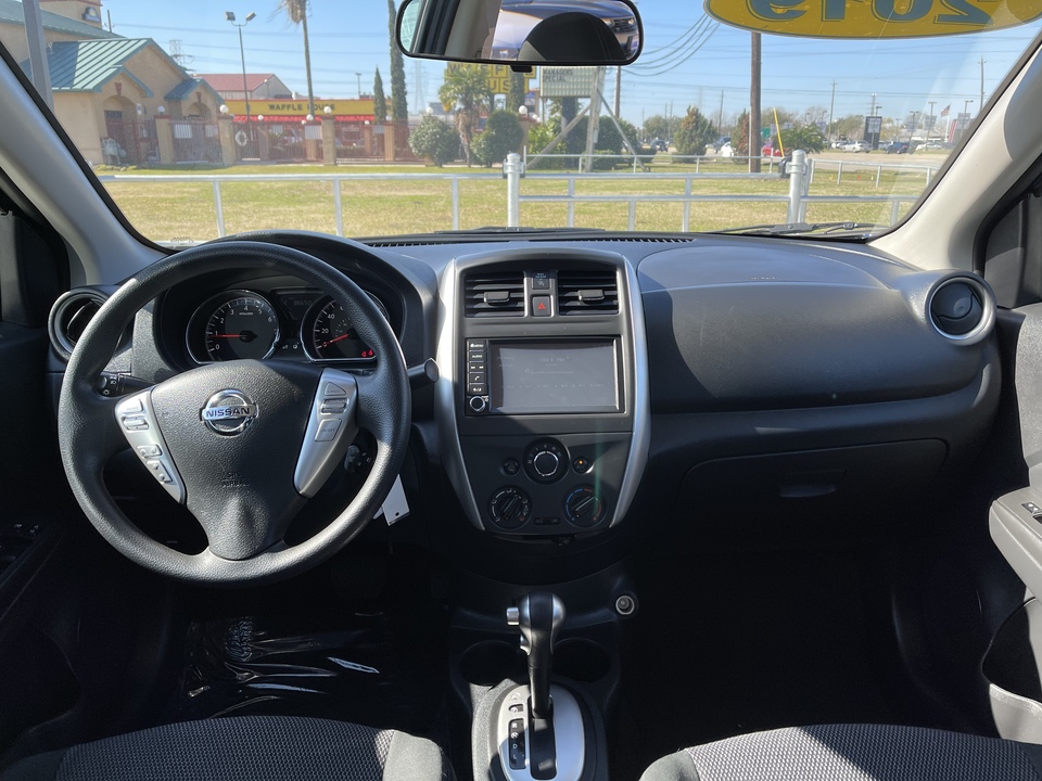 2019 Nissan Versa 1.6 SV Sedan