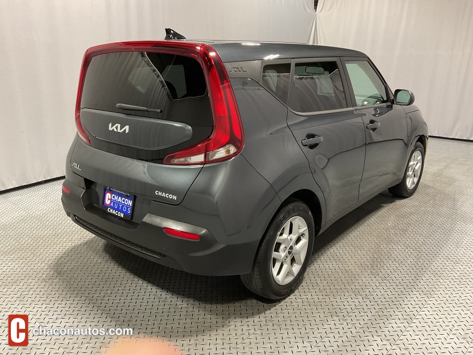 2022 Kia Soul LX CVT