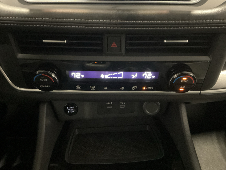 2025 Nissan Rogue SV