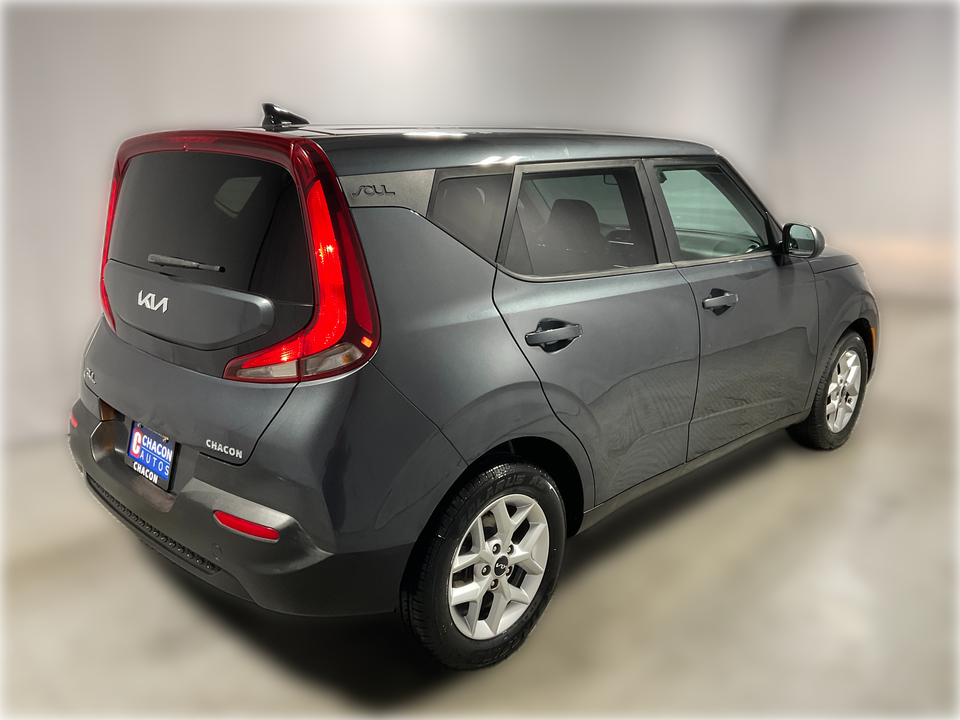 2022 Kia Soul LX CVT