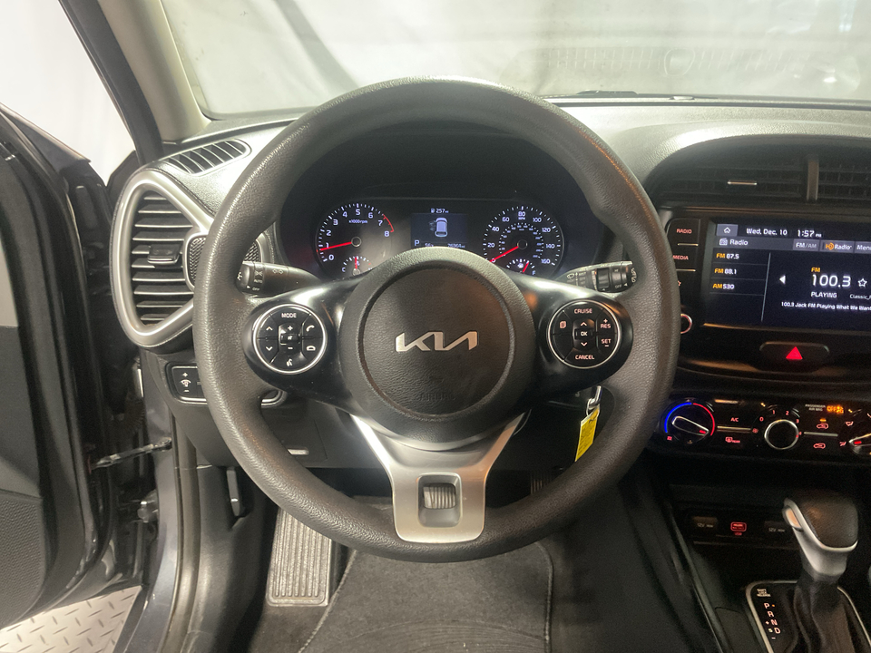 2022 Kia Soul LX CVT