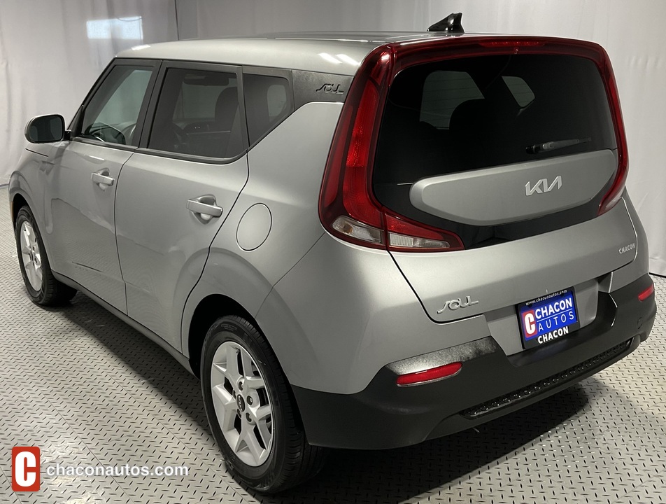 2022 Kia Soul LX CVT