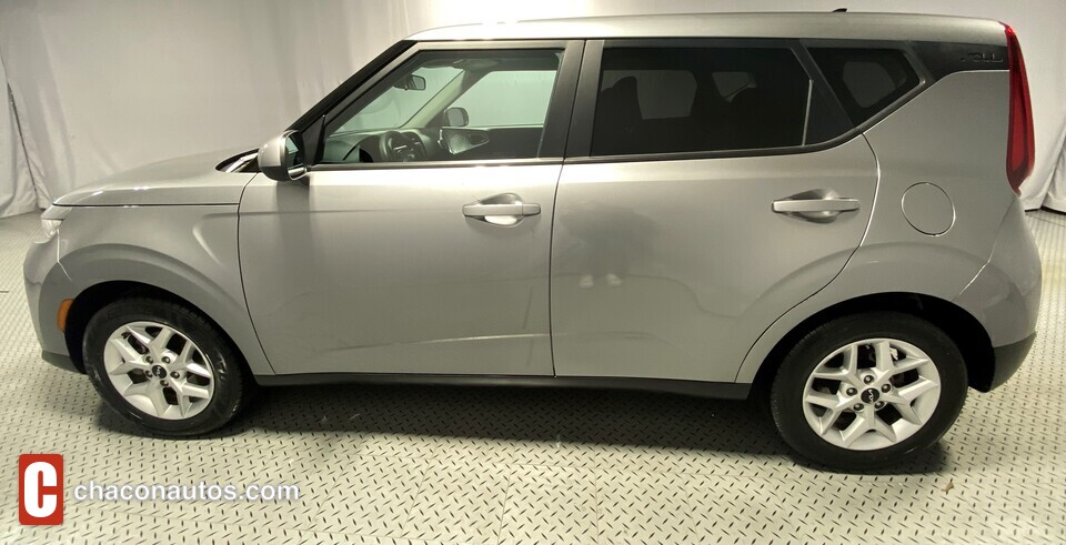 2022 Kia Soul LX CVT