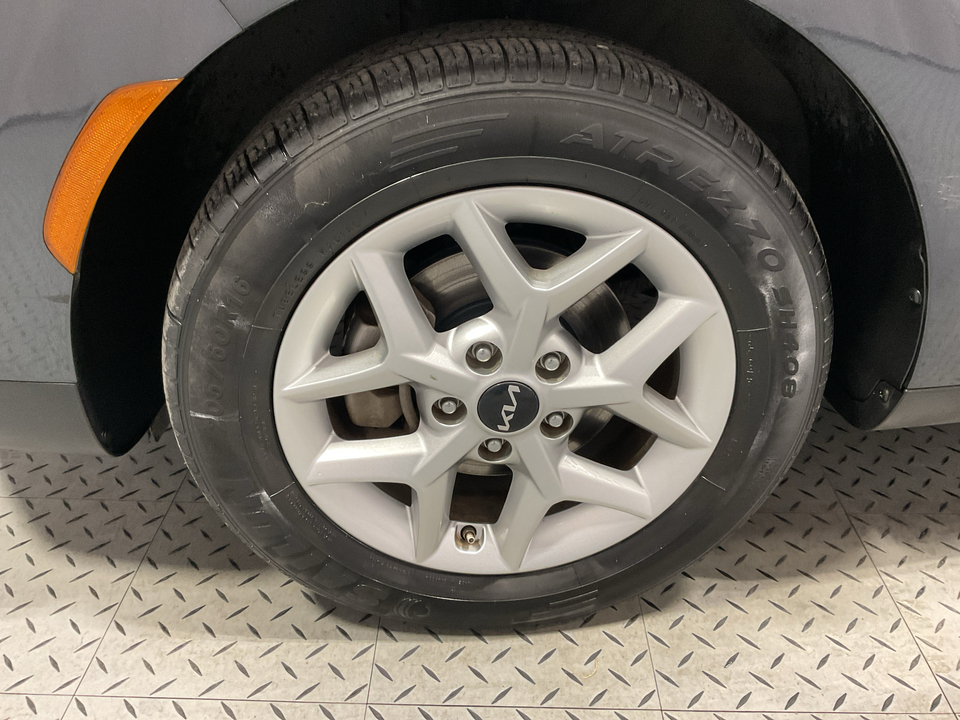 2022 Kia Soul LX CVT