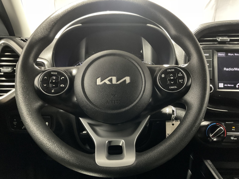 2022 Kia Soul LX CVT