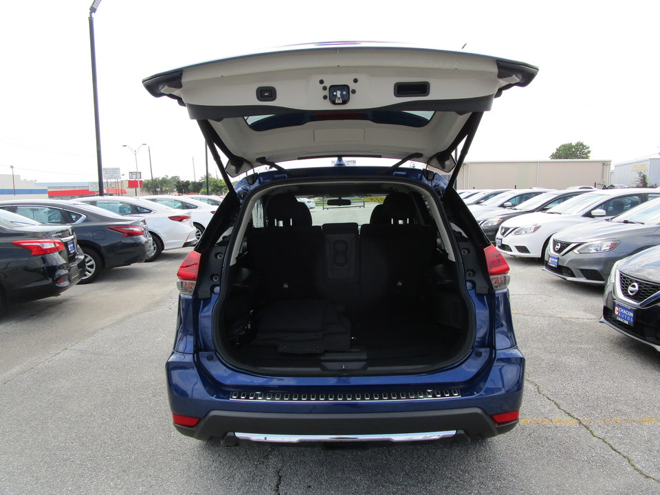 2018 Nissan Rogue S 2WD