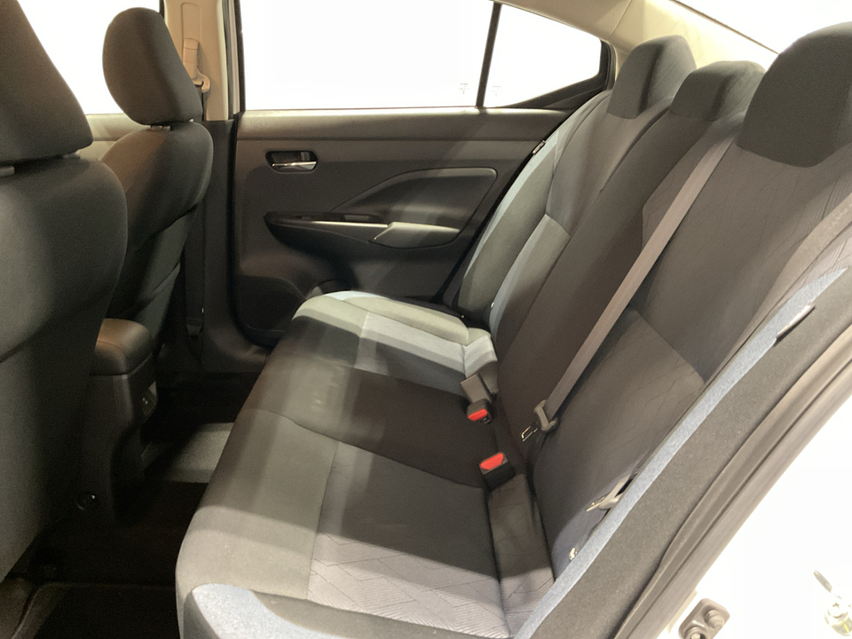 2023 Nissan Versa SV