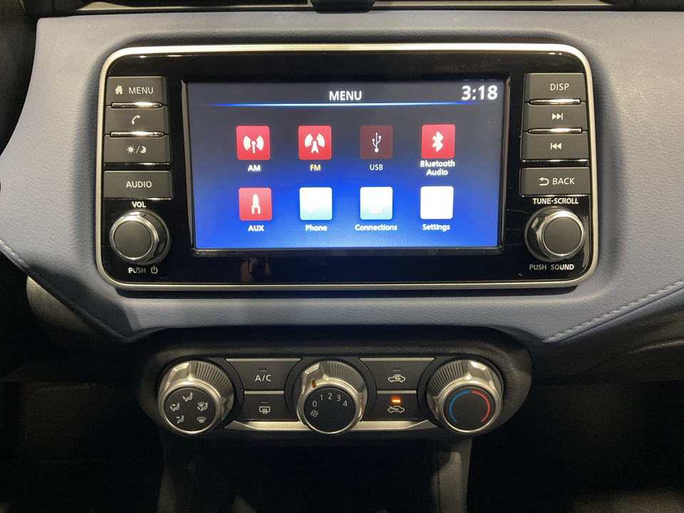 2023 Nissan Versa SV