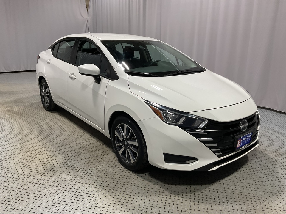 2023 Nissan Versa SV