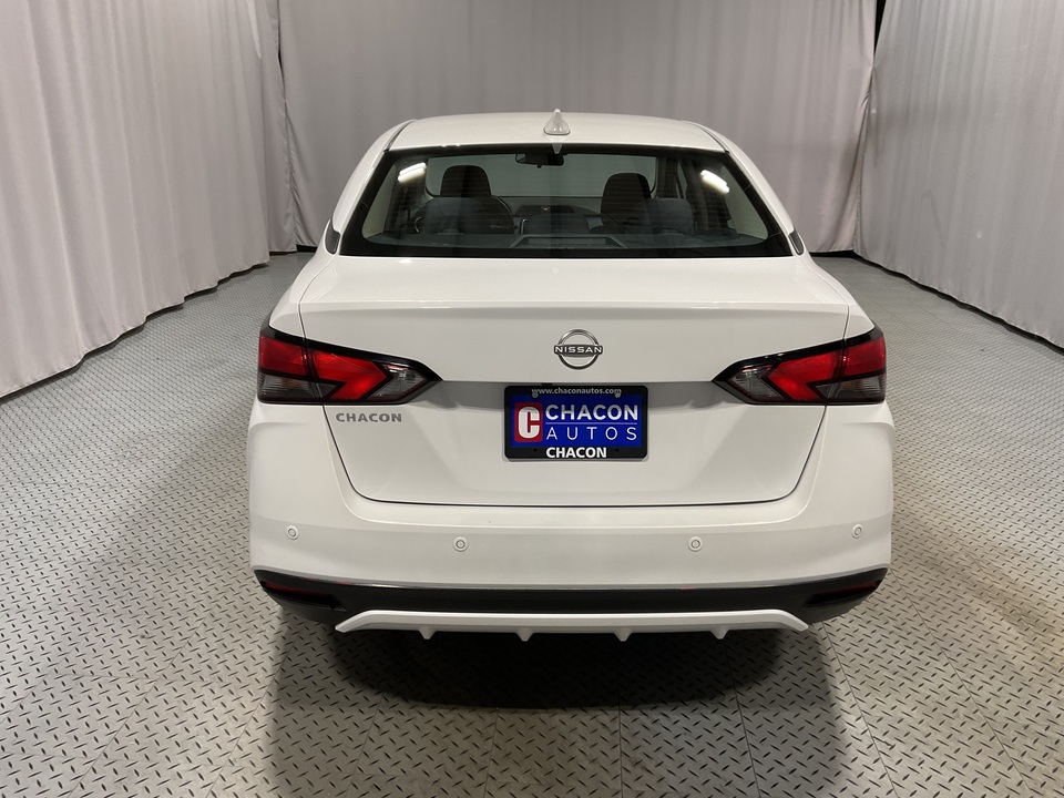 2023 Nissan Versa SV