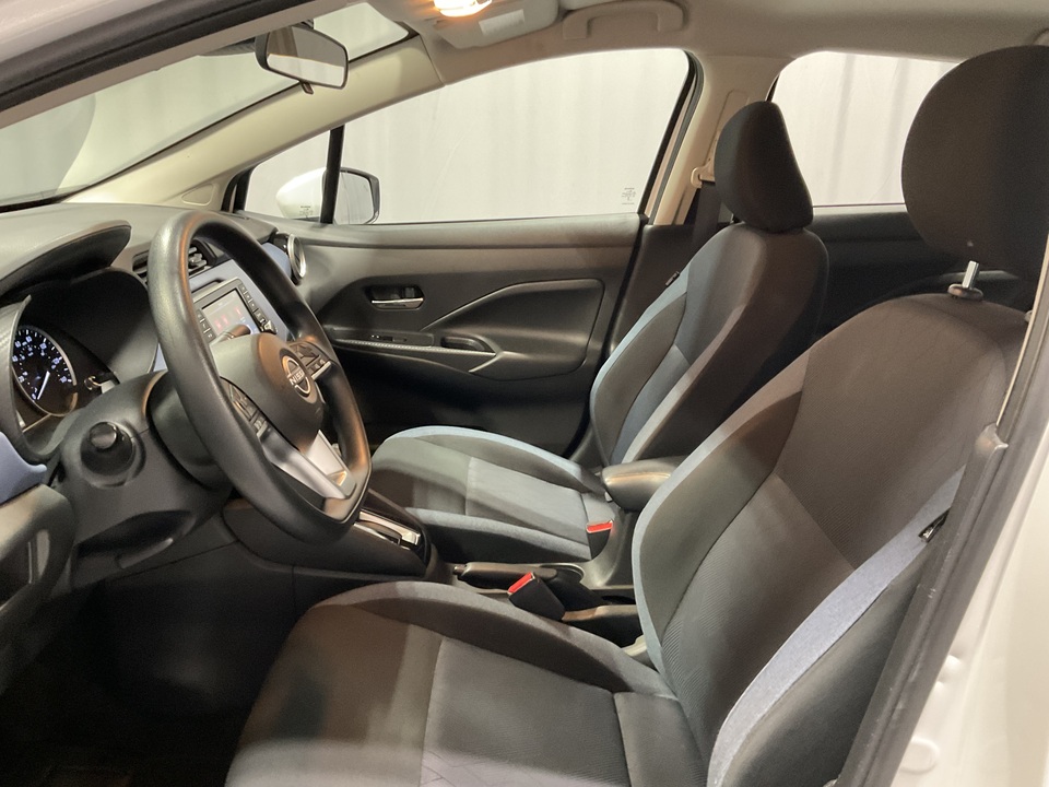 2023 Nissan Versa SV
