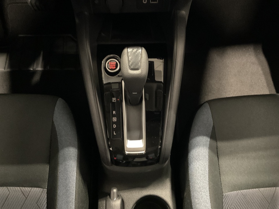 2023 Nissan Versa SV