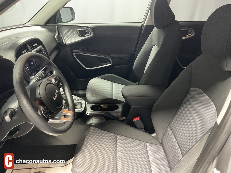 2022 Kia Soul LX CVT