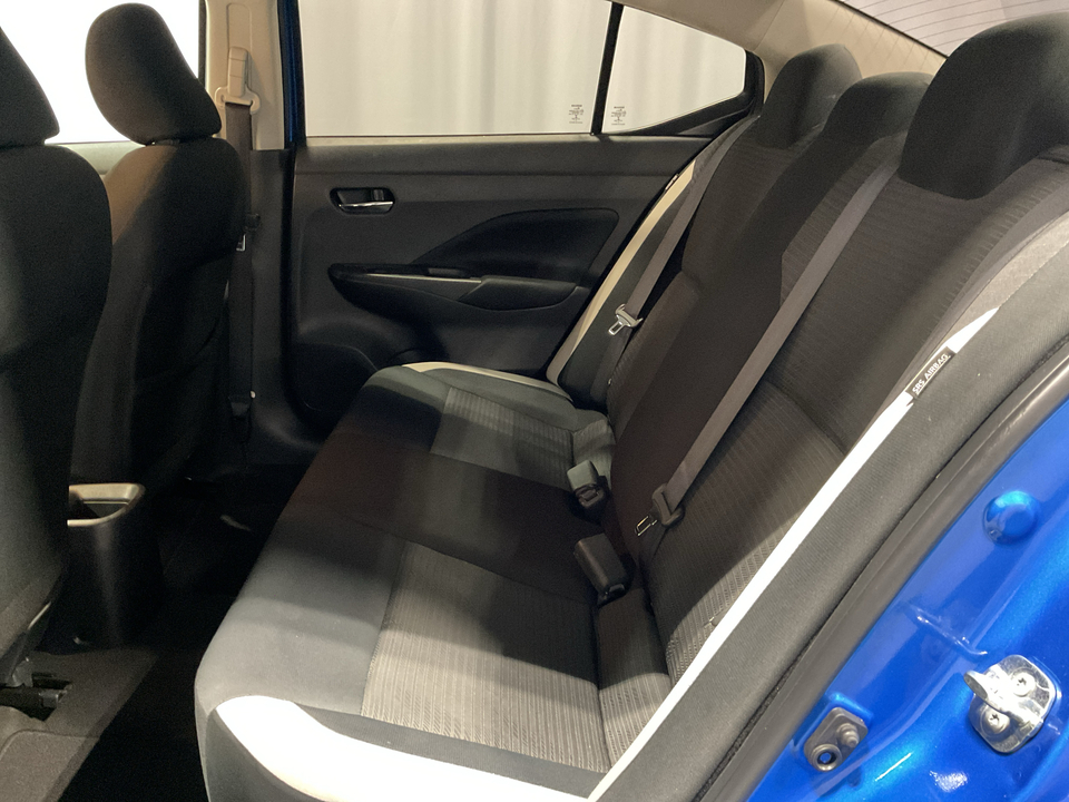 2022 Nissan Versa SV