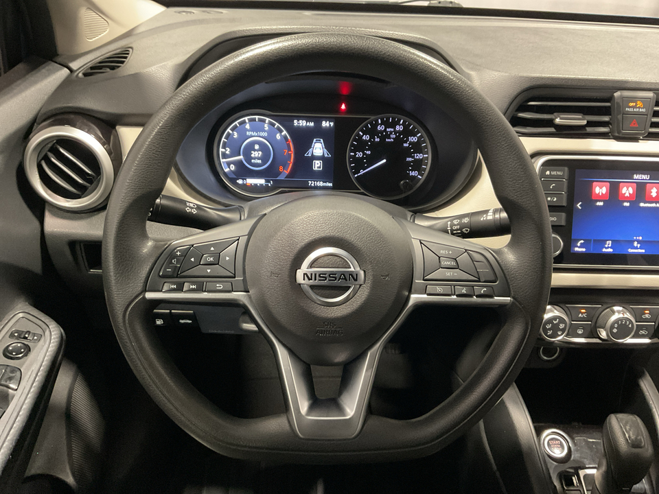 2022 Nissan Versa SV