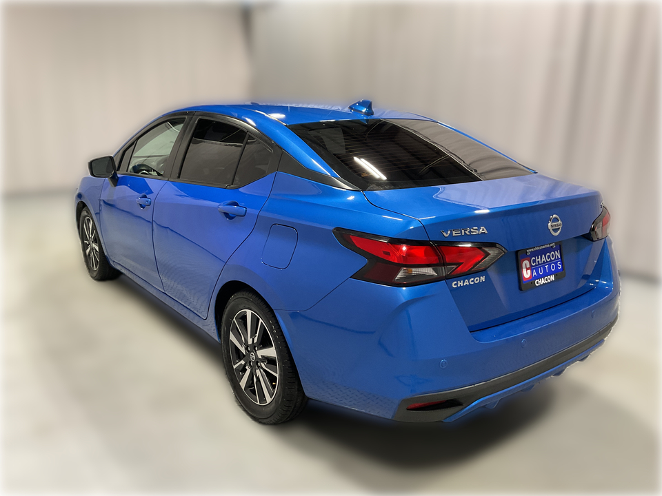 2022 Nissan Versa SV