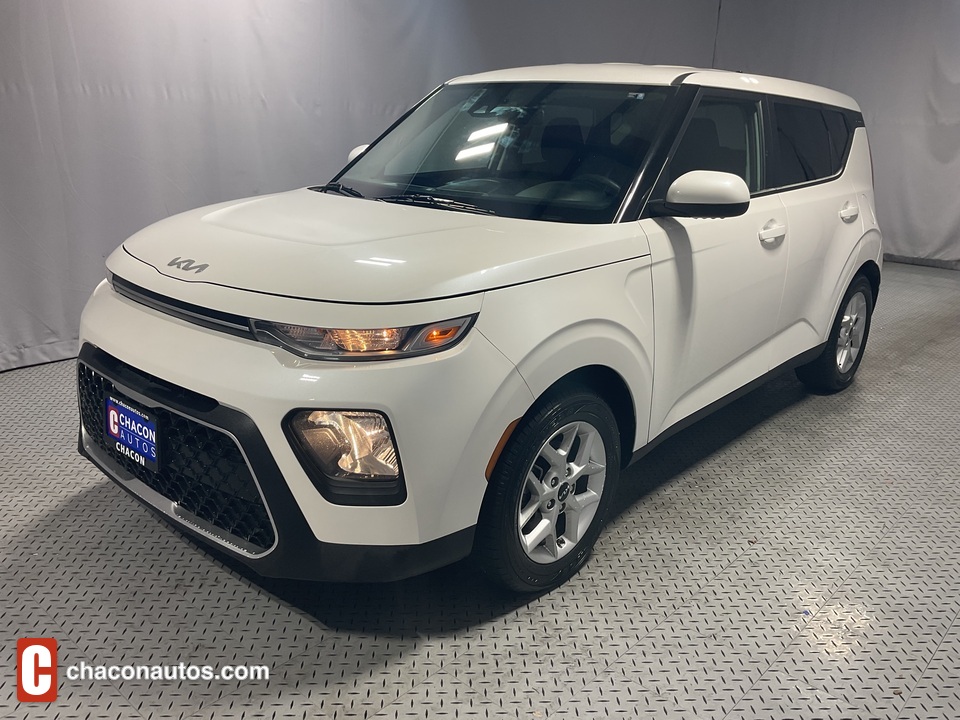 2022 Kia Soul LX CVT