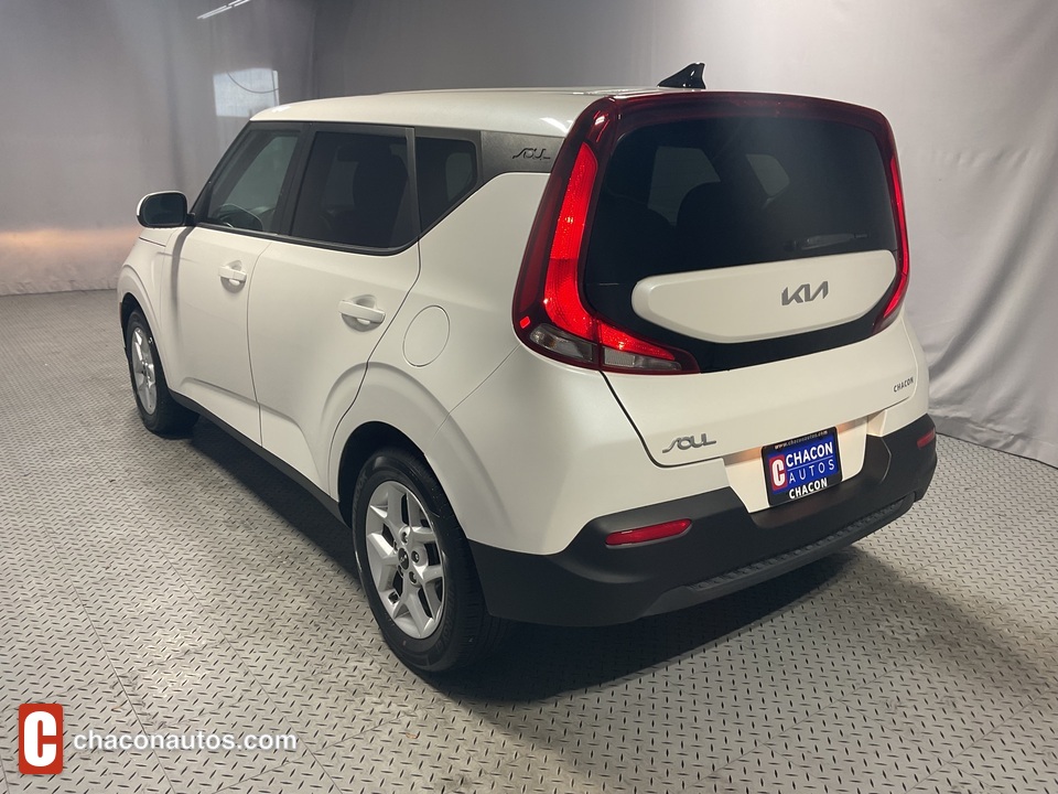 2022 Kia Soul LX CVT