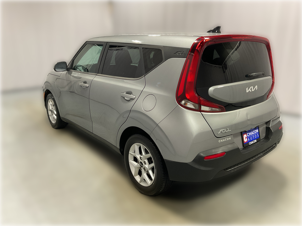 2022 Kia Soul LX CVT