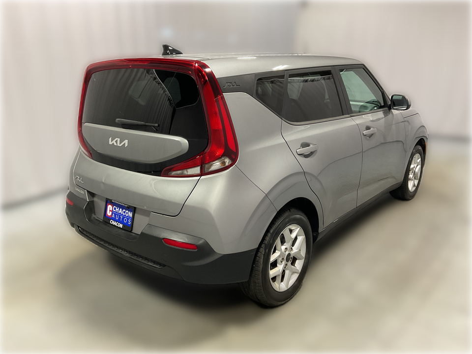 2022 Kia Soul LX CVT