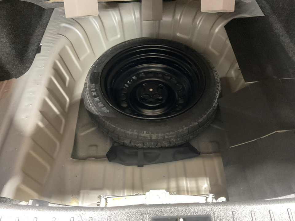 2022 Nissan Versa S CVT