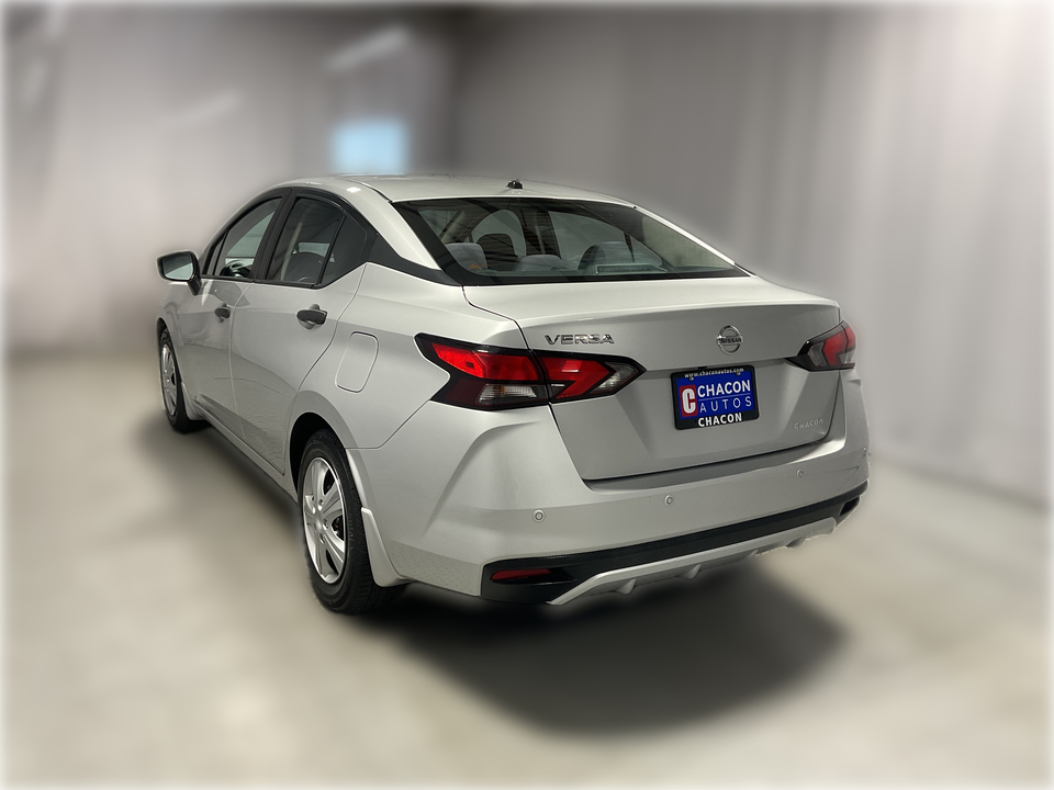 2022 Nissan Versa S CVT