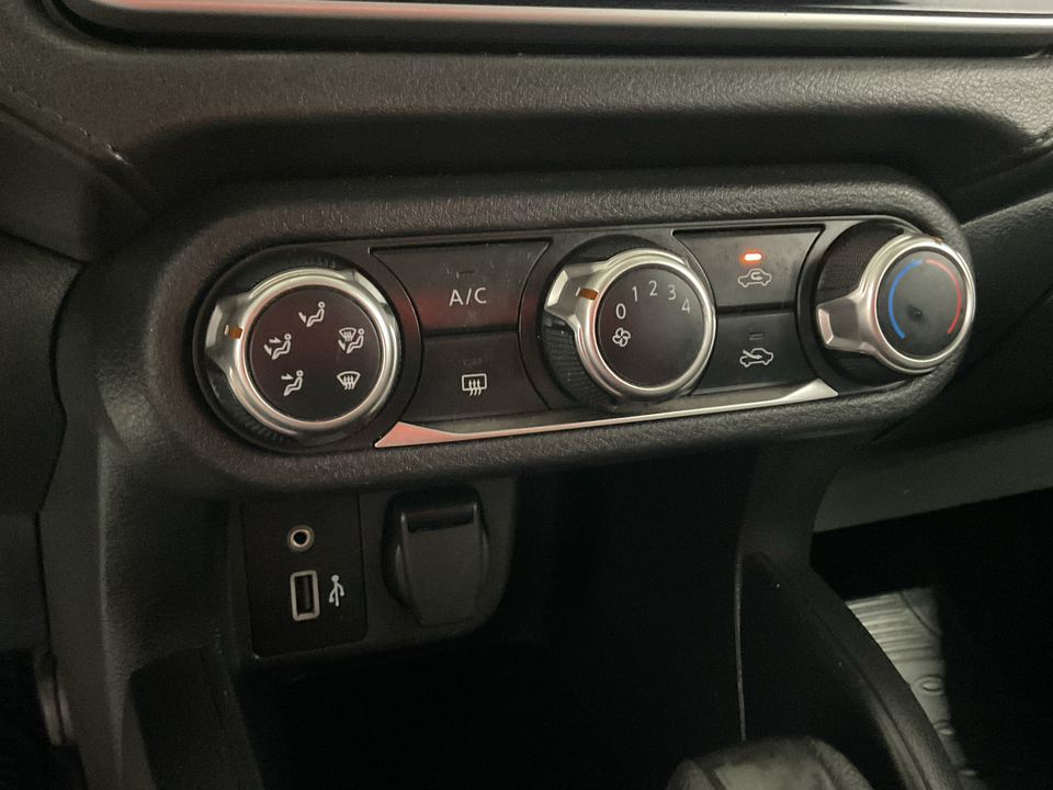 2022 Nissan Versa S CVT