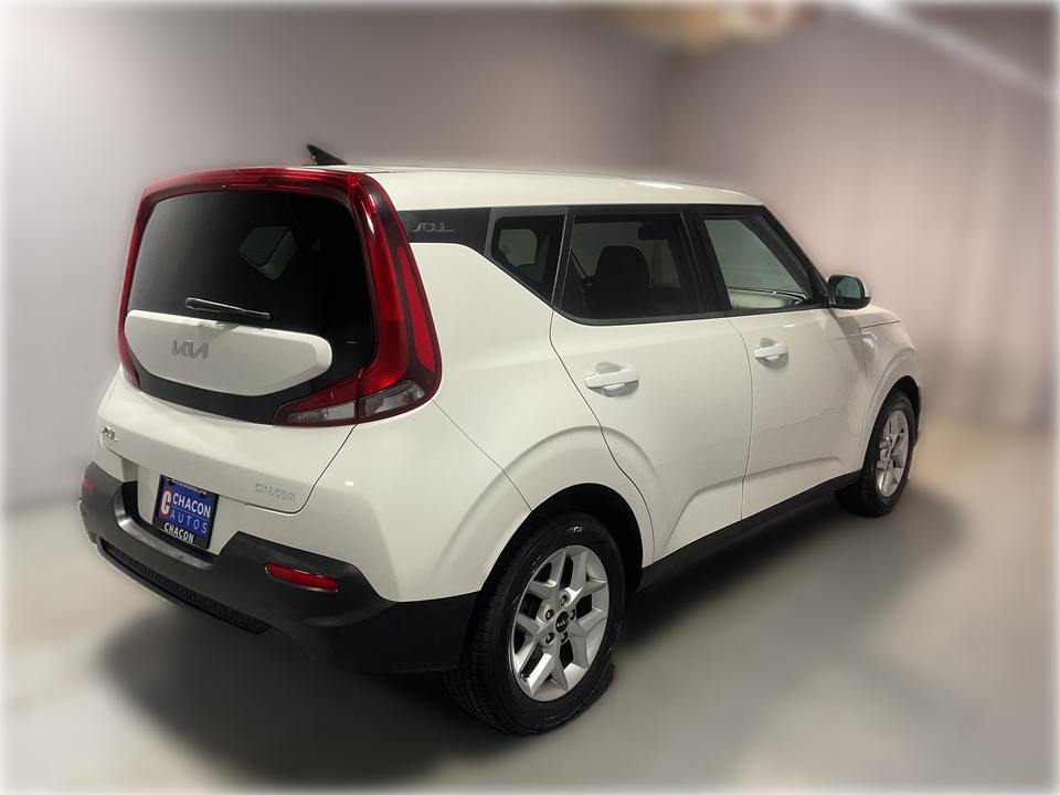 2022 Kia Soul LX CVT