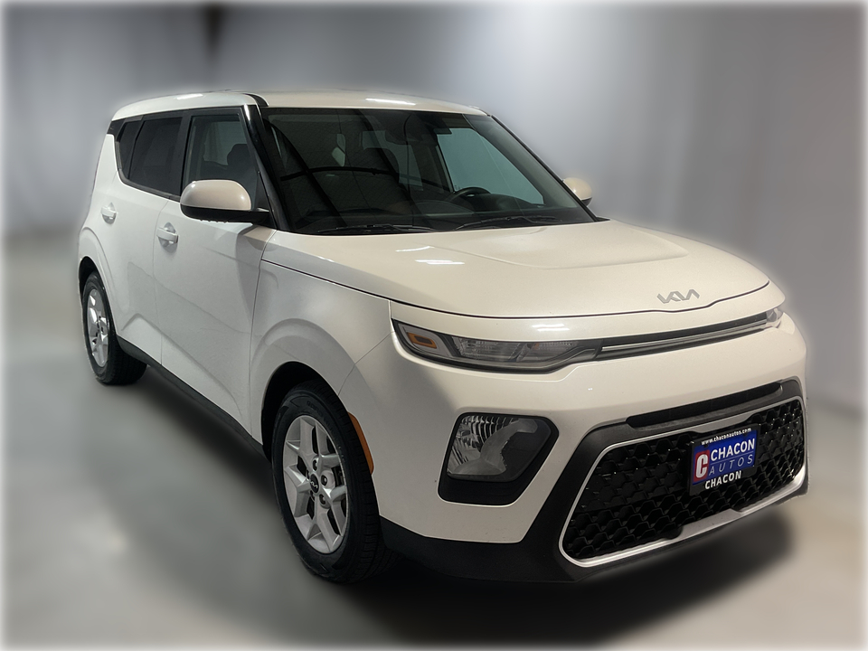 2022 Kia Soul LX CVT