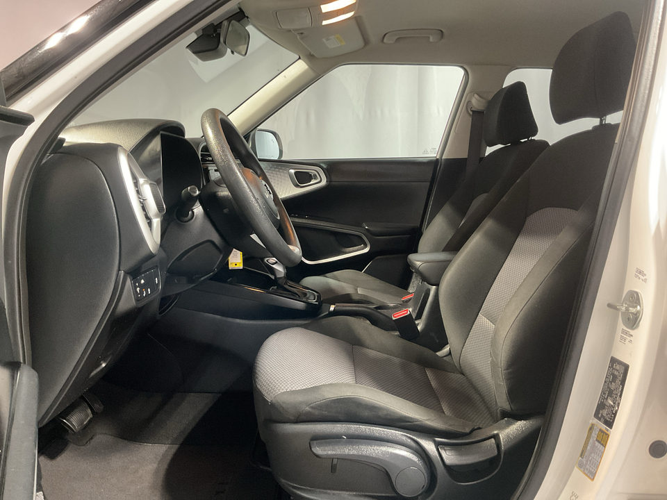 2022 Kia Soul LX CVT