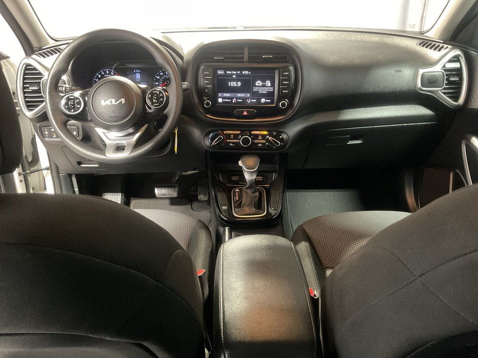 2022 Kia Soul LX CVT