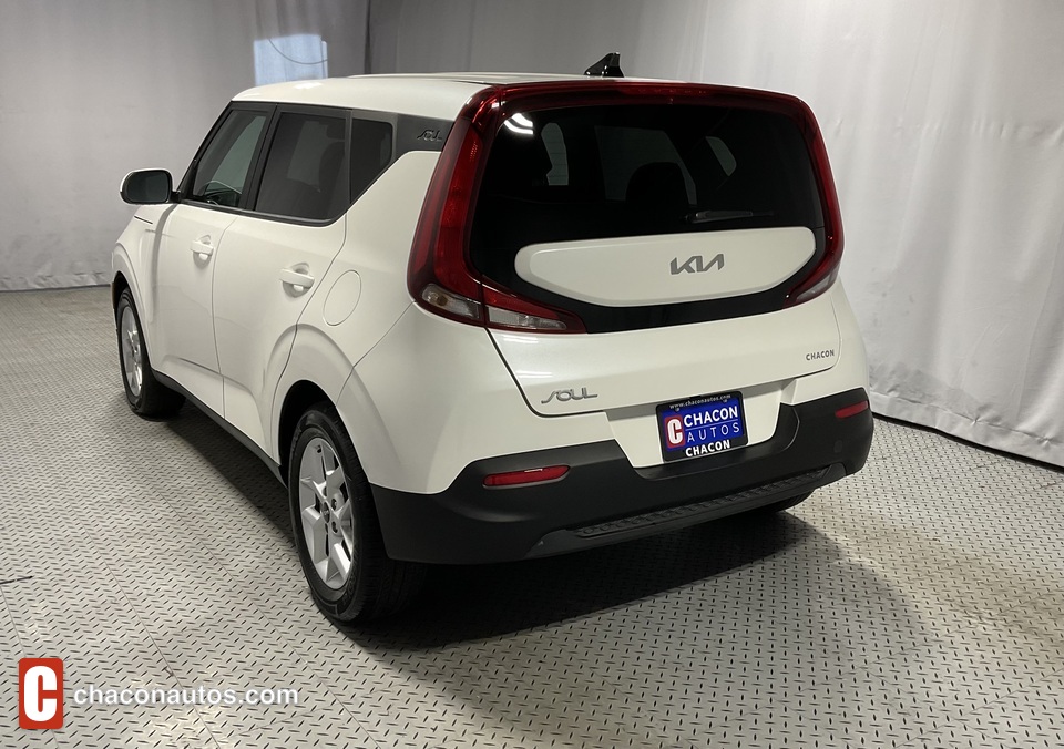 2022 Kia Soul LX CVT