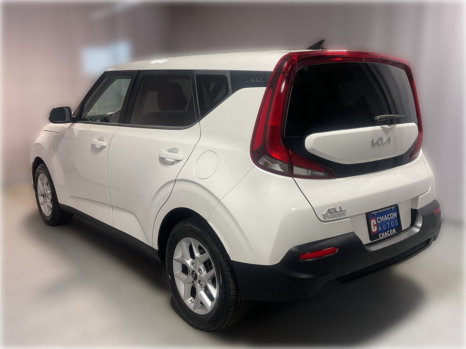 2022 Kia Soul LX CVT