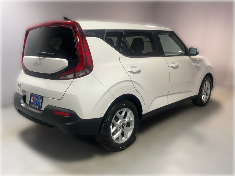 2022 Kia Soul LX CVT