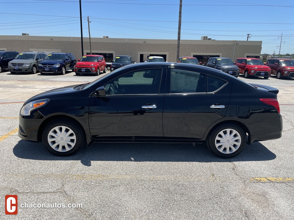 2019 Nissan Versa 1.6 SV Sedan