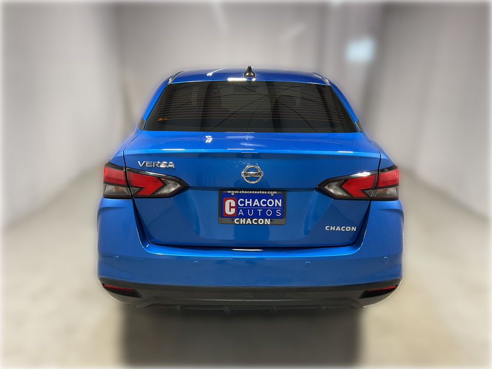 2022 Nissan Versa SV