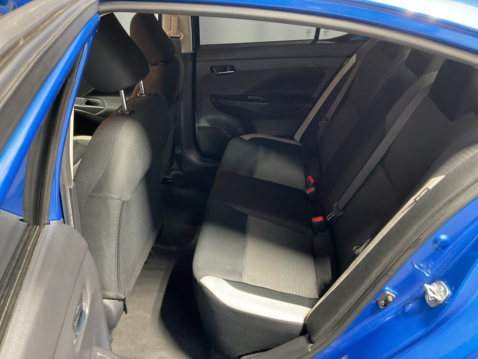 2022 Nissan Versa SV