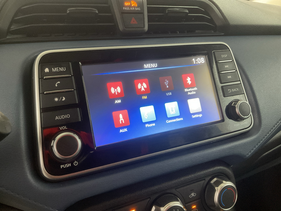 2025 Nissan Versa SV