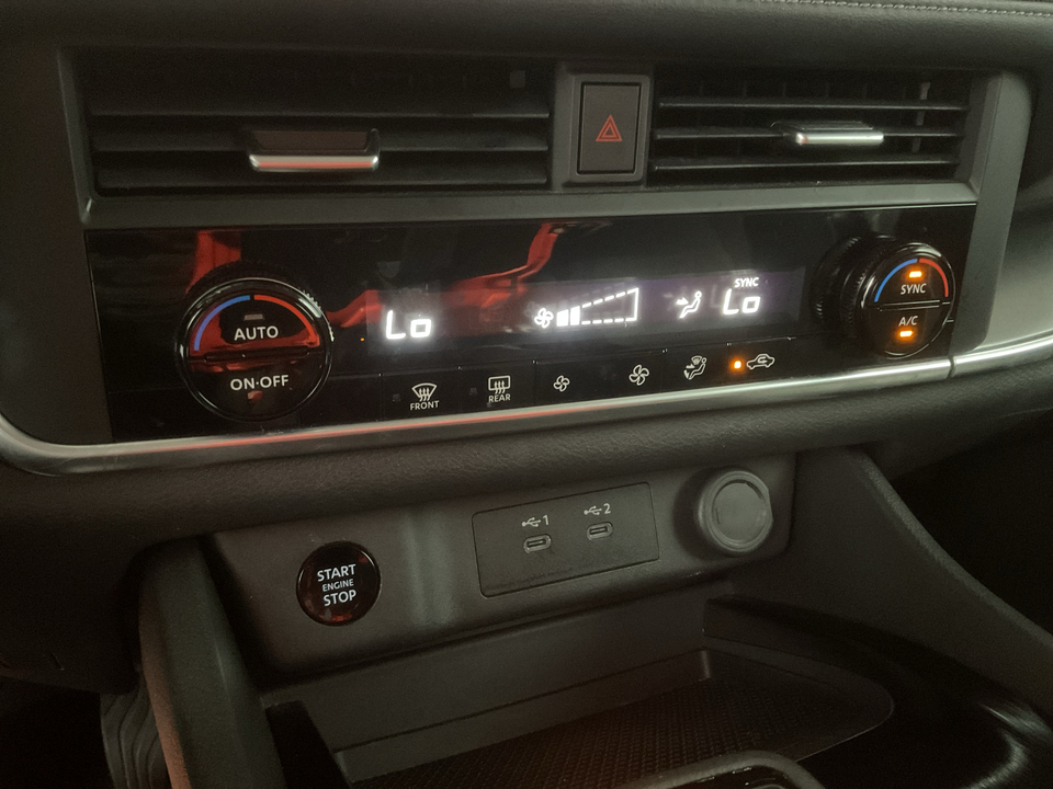 2025 Nissan Rogue SV