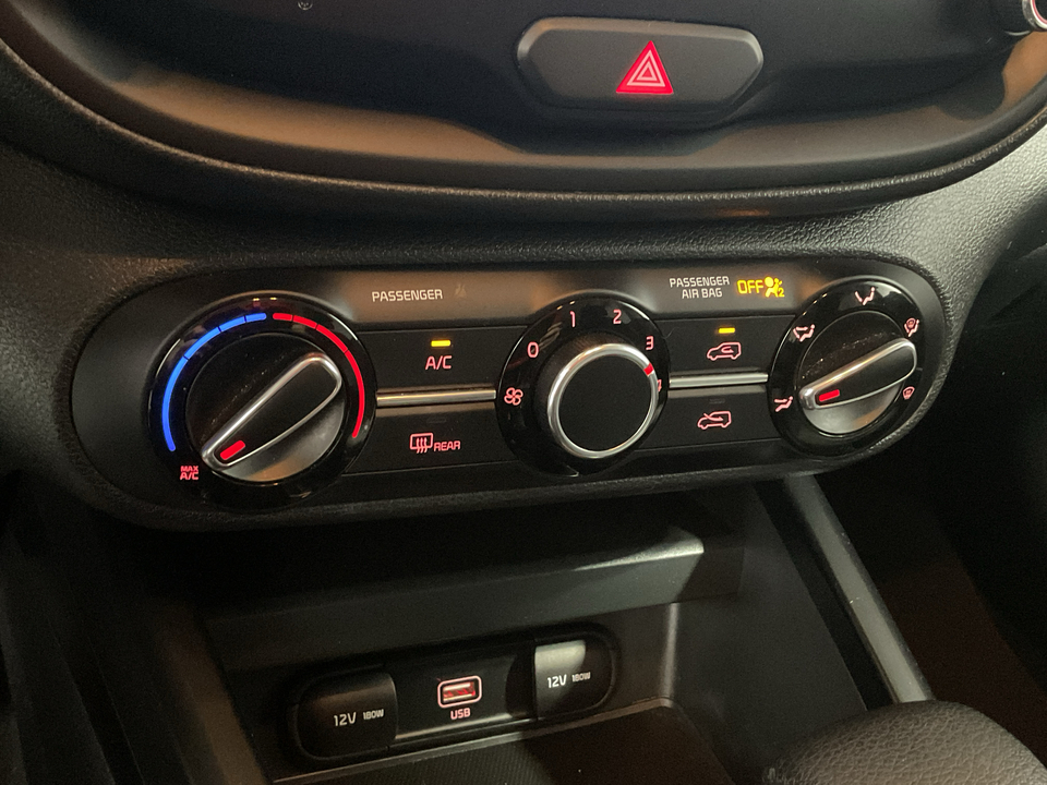 2022 Kia Soul LX CVT