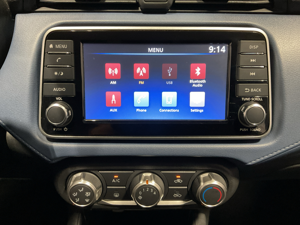 2025 Nissan Versa SV