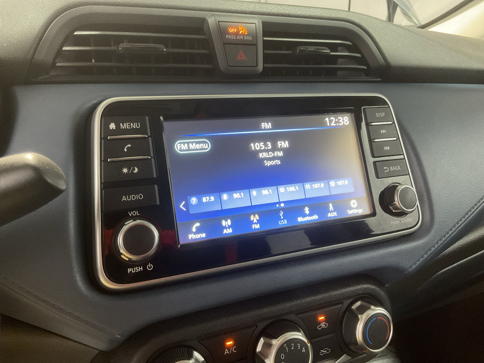 2025 Nissan Versa SV