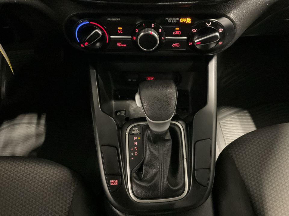 2022 Kia Soul LX CVT