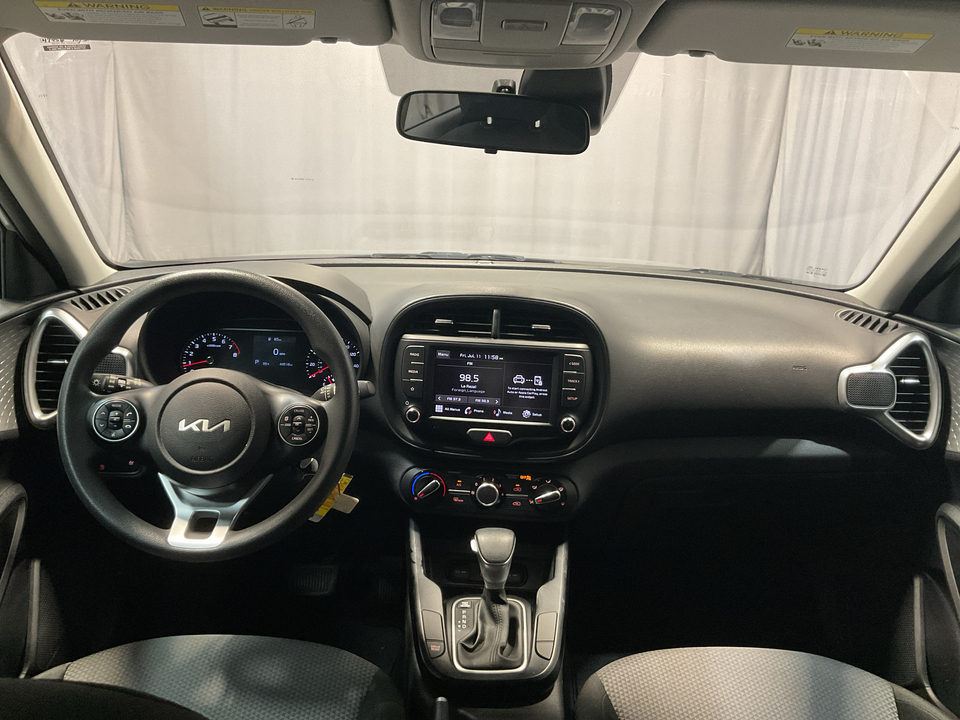2022 Kia Soul LX CVT