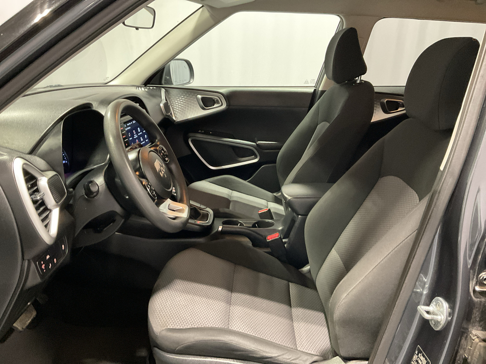 2022 Kia Soul LX CVT
